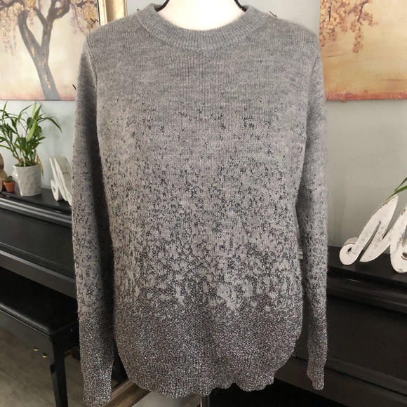 H&M Gray and Glitter knit sweater size M - Picture 4 of 8